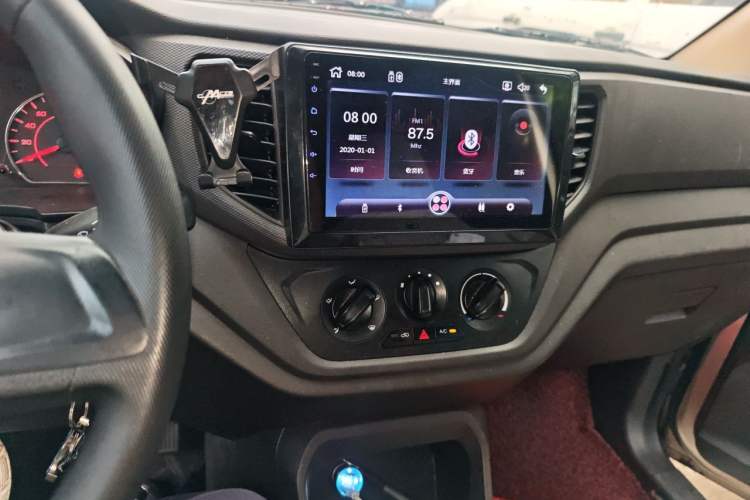 Used Wuling Hongguang V 2021 1.5L Jingqu Version LAR Audio And AC Panel