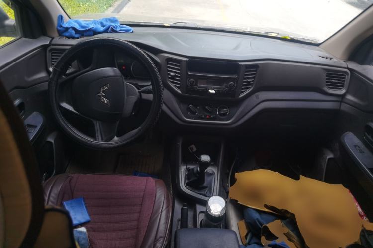 Used Wuling Hongguang V 2021 1.5L Jingqu Version LAR Center Console