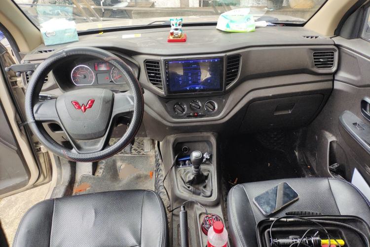 Used Wuling Hongguang V 2021 1.5L Jingqu Version LAR Center Console