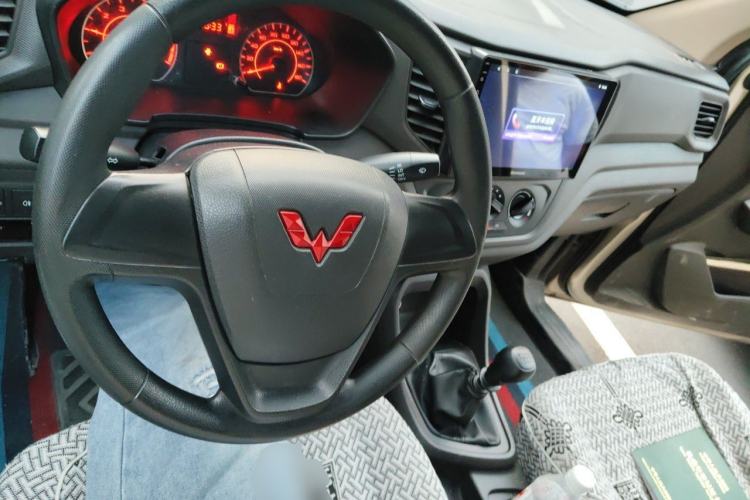 Used Wuling Hongguang V 2021 1.5L Jingqu Version LAR Center Console