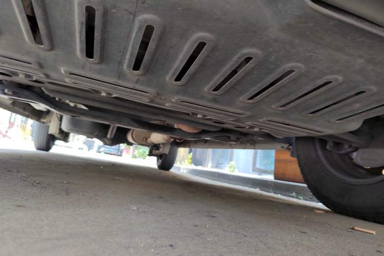 Used Wuling Hongguang V 2021 1.5L Jingqu Version LAR Chassis Front