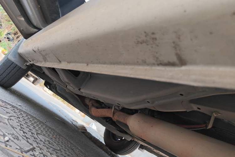 Used Wuling Hongguang V 2021 1.5L Jingqu Edition Enclosed-Window Vehicle LAR Chassis Front Left