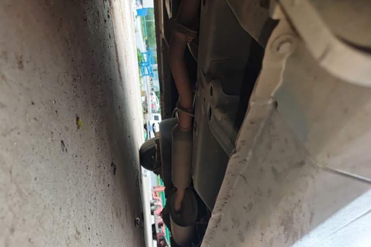 Used Wuling Hongguang V 2021 1.5L Jingqu Version LAR Chassis Front Left