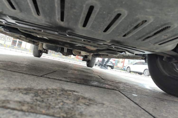 Used Wuling Hongguang V 2021 1.5L Jingqu Version LAR Chassis Front