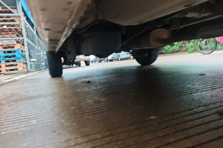 Used Wuling Hongguang V 2021 1.5L Jingqu Version LAR Chassis Front Right