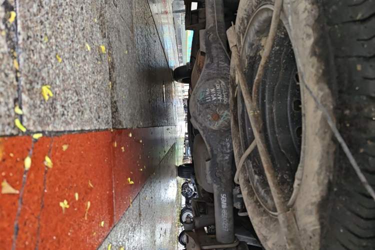 Used Wuling Hongguang V 2021 1.5L Jingqu Version LAR Chassis Rear