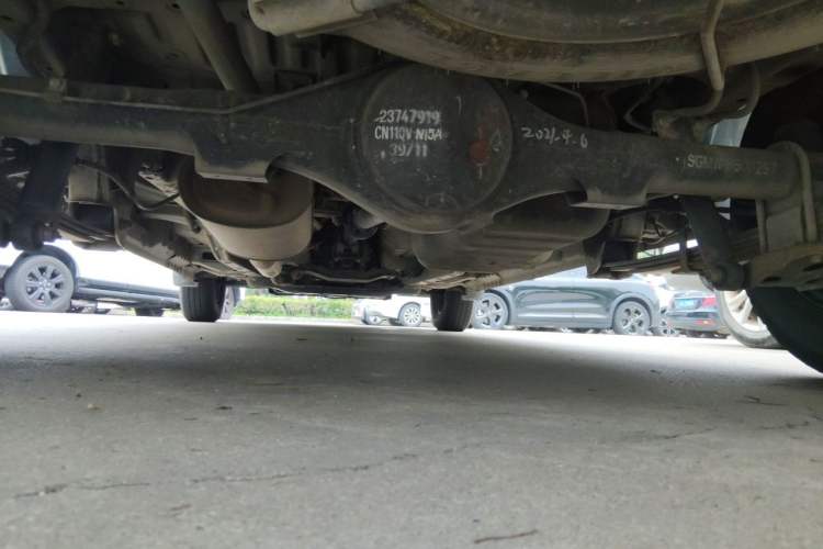 Used Wuling Hongguang V 2021 1.5L Jingqu Edition Enclosed-Window Vehicle LAR Chassis Rear