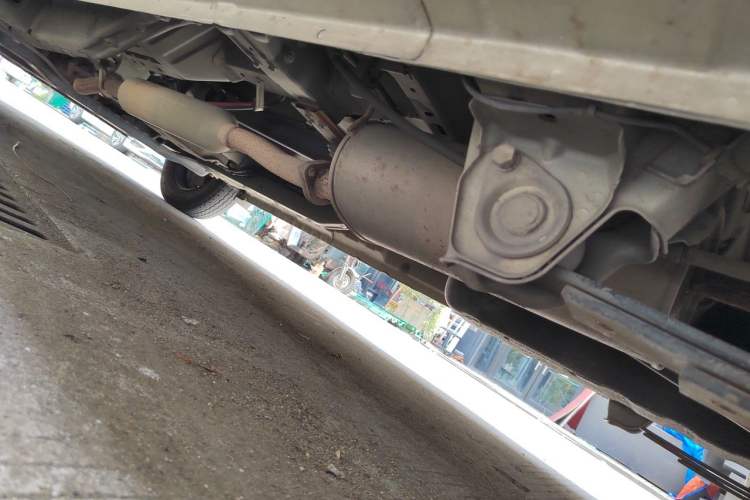Used Wuling Hongguang V 2021 1.5L Jingqu Version LAR Chassis Rear Left