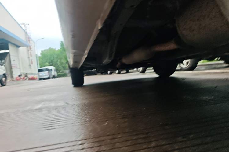 Used Wuling Hongguang V 2021 1.5L Jingqu Version LAR Chassis Rear Left