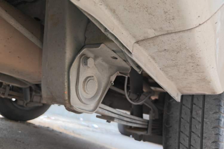 Used Wuling Hongguang V 2021 1.5L Jingqu Edition Enclosed-Window Vehicle LAR Chassis Rear Left
