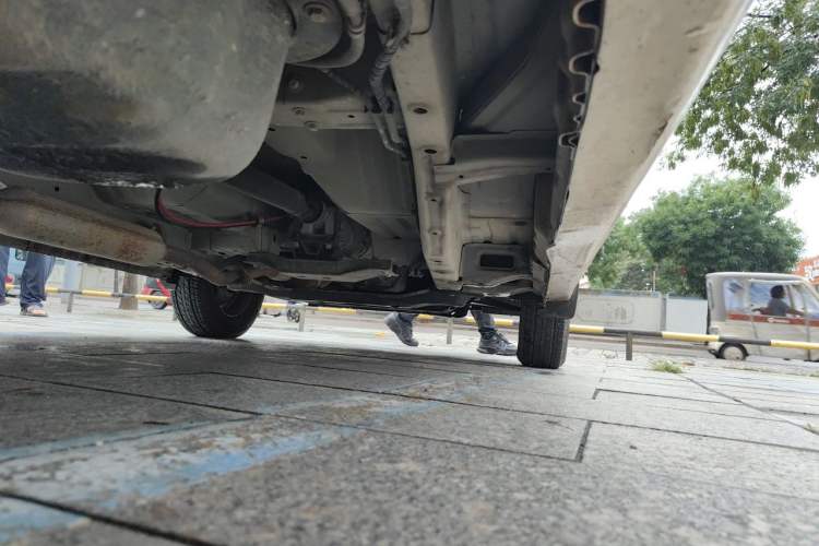 Used Wuling Hongguang V 2021 1.5L Jingqu Version LAR Chassis Rear Right