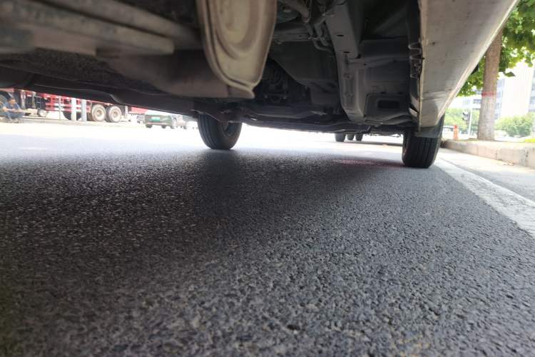 Used Wuling Hongguang V 2021 1.5L Jingqu Edition Enclosed-Window Vehicle LAR Chassis Rear Right