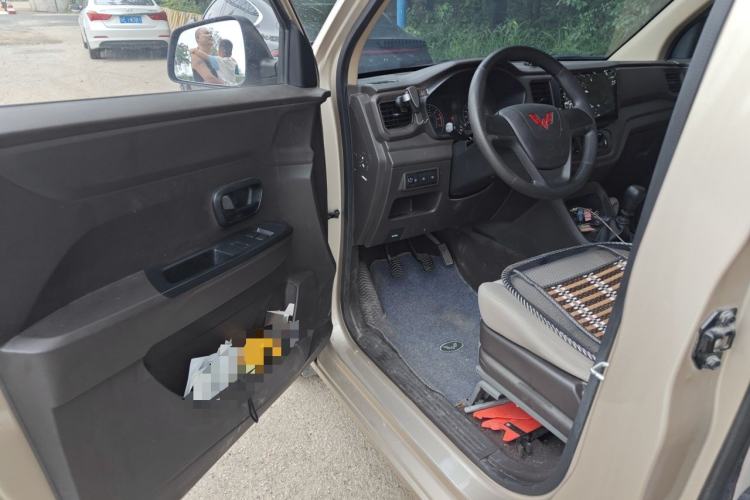 Used Wuling Hongguang V 2021 1.5L Jingqu Version LAR Driver Seat