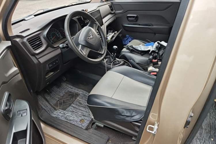 Used Wuling Hongguang V 2021 1.5L Enjoyment Edition LAR Driver Seat