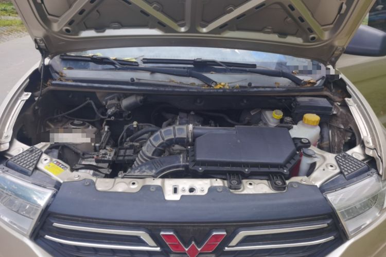 Used Wuling Hongguang V 2021 1.5L Jingqu Version LAR Engine Bay