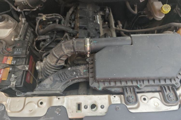 Used Wuling Hongguang V 2021 1.5L Refreshed Enjoyment Edition LAR Engine Bay