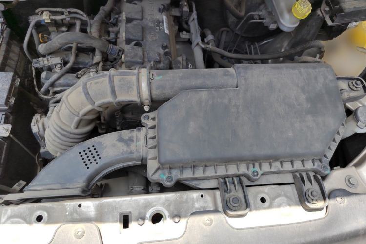 Used Wuling Hongguang V 2021 1.5L Jingqu Version LAR Engine Bay