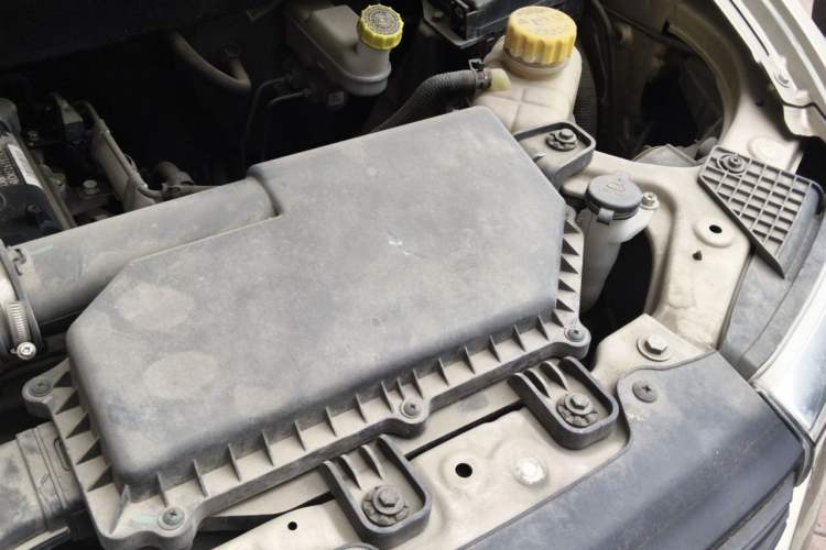 Used Wuling Hongguang V 2021 1.5L Jingqu Version LAR Engine Bay Left