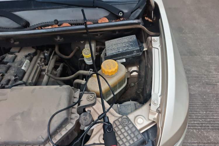 Used Wuling Hongguang V 2021 1.5L Jingqu Version LAR Engine Bay Left