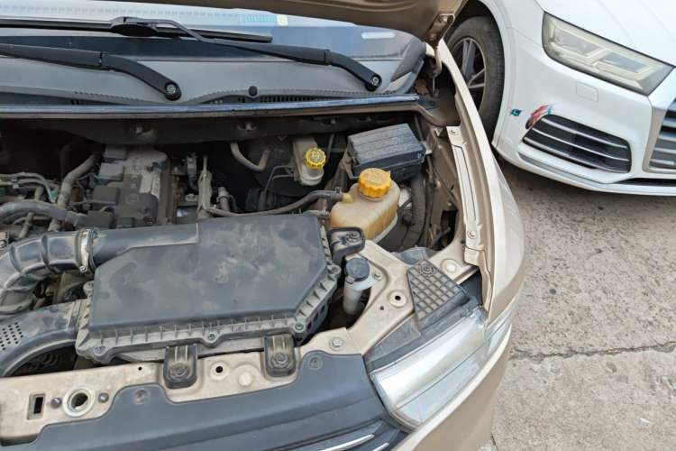 Used Wuling Hongguang V 2021 1.5L Enjoyment Edition LAR Engine Bay Left