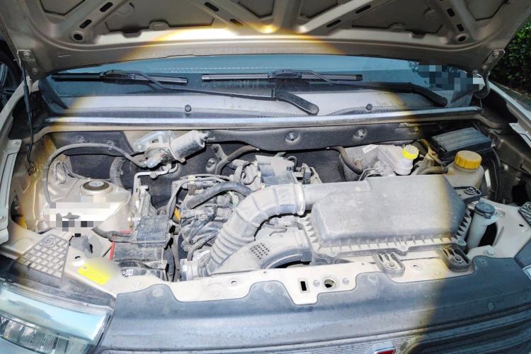 Used Wuling Hongguang V 2021 1.5L Jingqu Version LAR Engine Bay