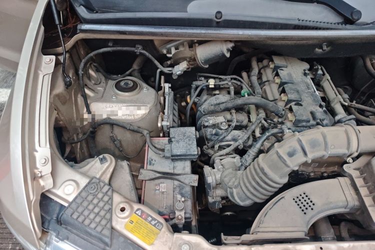 Used Wuling Hongguang V 2021 1.5L Jingqu Version LAR Engine Bay Right