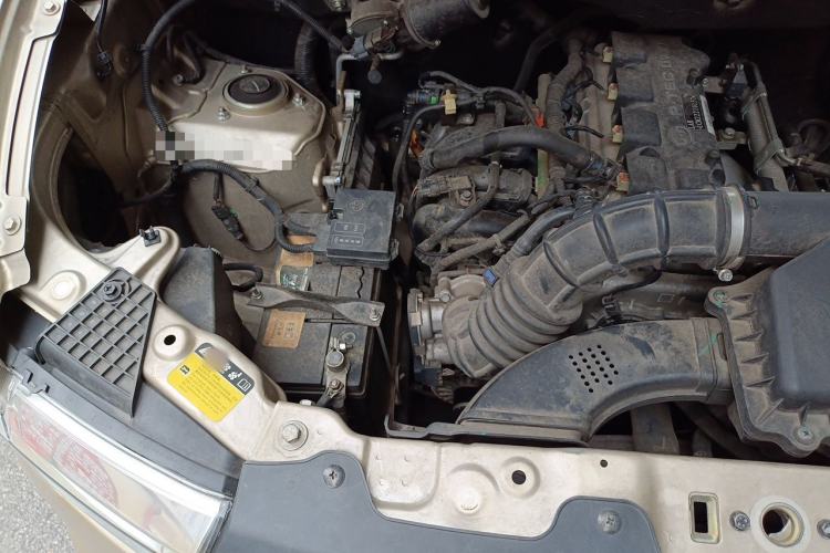 Used Wuling Hongguang V 2021 1.5L Jingqu Version LAR Engine Bay Right