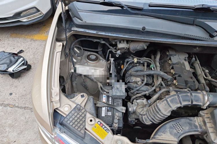 Used Wuling Hongguang V 2021 1.5L Enjoyment Edition LAR Engine Bay Right