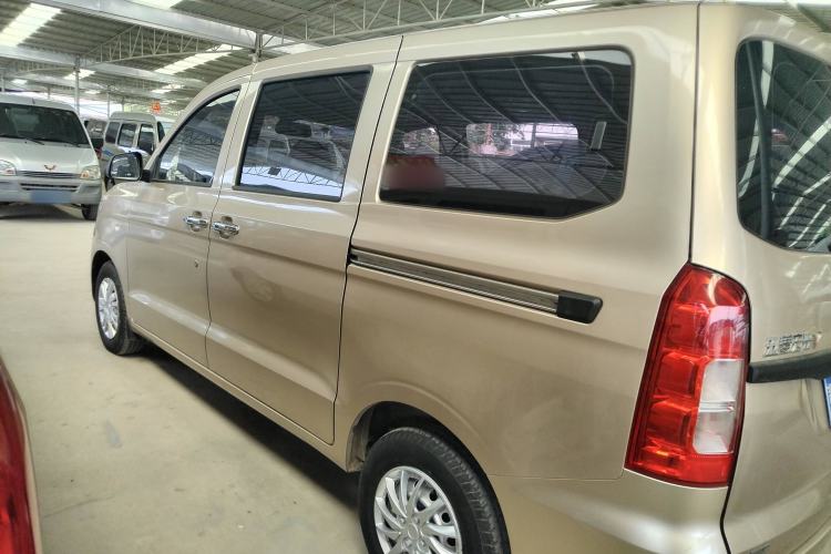 Used Wuling Hongguang V 2021 1.5L Jingqu Version LAR Exterior 3