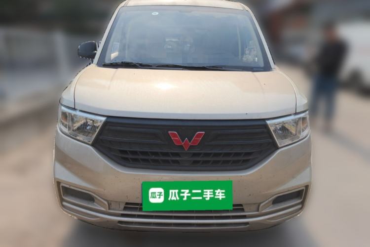 Used Wuling Hongguang V 2021 1.5L Jingqu Edition Enclosed-Window Vehicle LAR Front