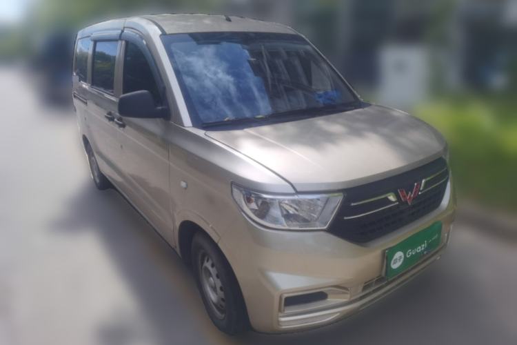 Used Wuling Hongguang V 2021 1.5L Jingqu Version LAR Front Right 45 Deg