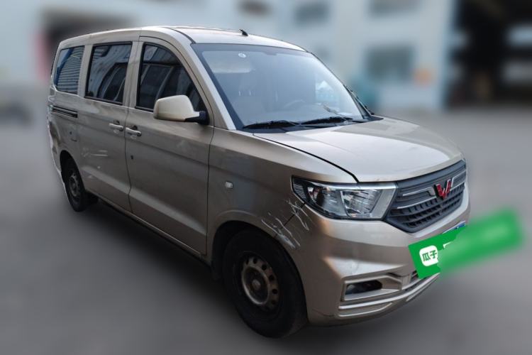 Used Wuling Hongguang V 2021 1.5L Refreshed Enjoyment Edition LAR Front Right 45 Deg