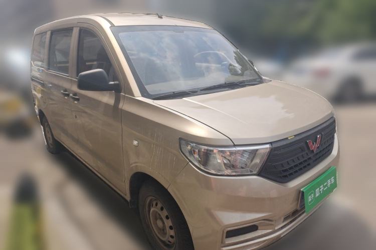 Used Wuling Hongguang V 2021 1.5L Refreshed Enjoyment Edition LAR Front Right 45 Deg