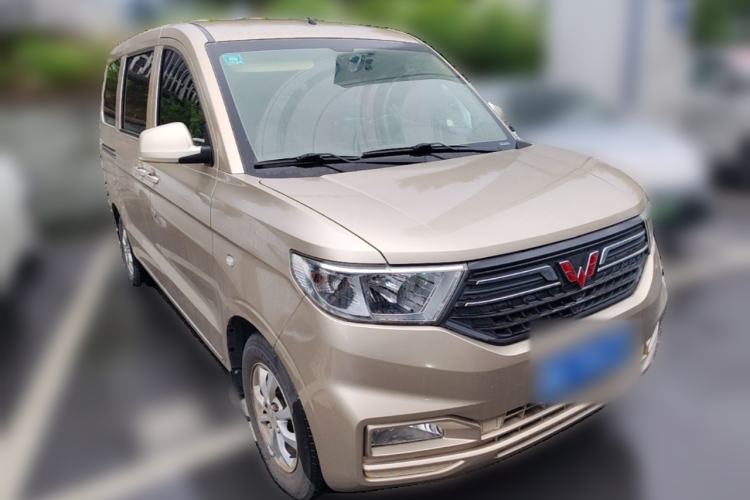 Used Wuling Hongguang V 2021 1.5L Refreshed Enjoyment Edition LAR Front Right 45 Deg
