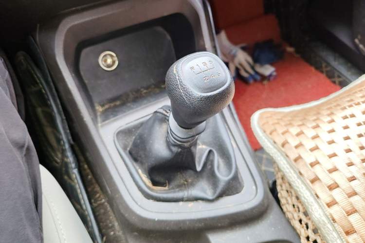 Used Wuling Hongguang V 2021 1.5L Refreshed Enjoyment Edition LAR Gear Lever