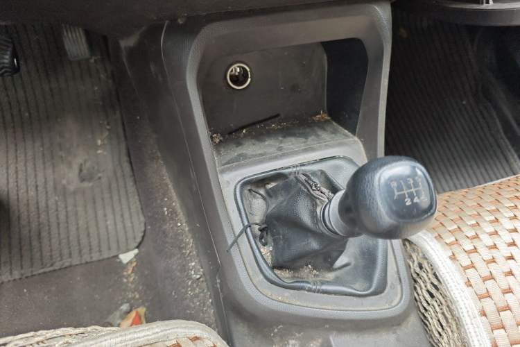 Used Wuling Hongguang V 2021 1.5L Enjoyment Edition LAR Gear Lever