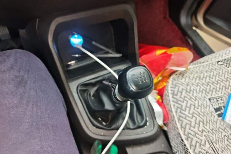 Used Wuling Hongguang V 2021 1.5L Jingqu Version LAR Gear Lever