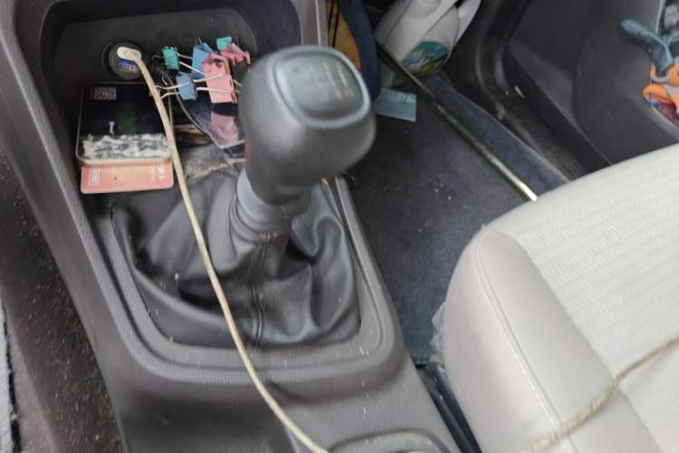 Used Wuling Hongguang V 2021 1.5L Jingqu Version LAR Gear Lever