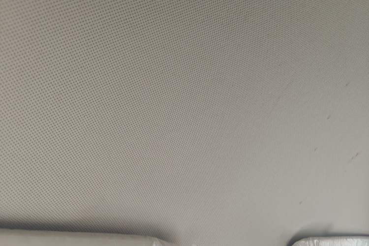 Used Wuling Hongguang V 2021 1.5L Jingqu Edition Enclosed-Window Vehicle LAR Headliner