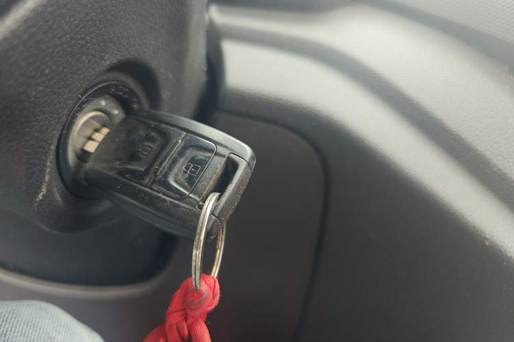 Used Wuling Hongguang V 2021 1.5L Jingqu Edition Enclosed-Window Vehicle LAR Interior 1