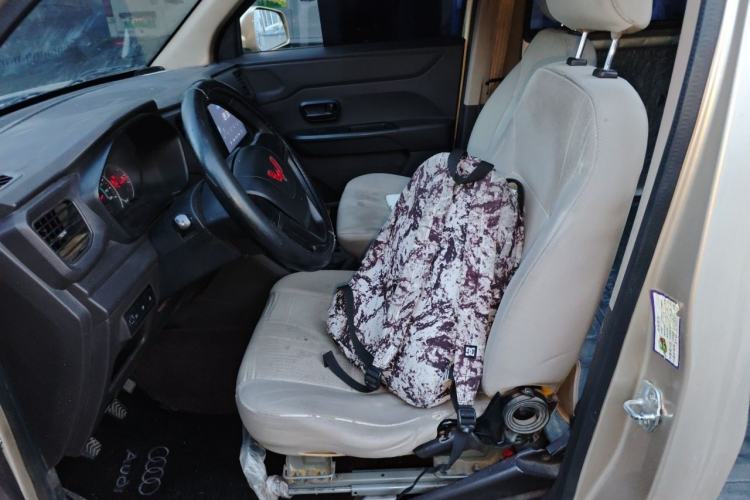Used Wuling Hongguang V 2021 1.5L Refreshed Enjoyment Edition LAR Left Front Seat