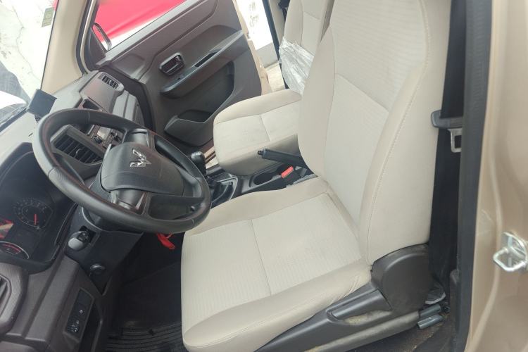 Used Wuling Hongguang V 2021 1.5L Jingqu Edition Enclosed-Window Vehicle LAR Left Front Seat