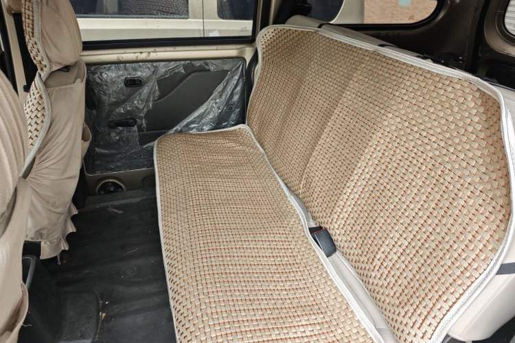 Used Wuling Hongguang V 2021 1.5L Enjoyment Edition LAR Left Rear Seat
