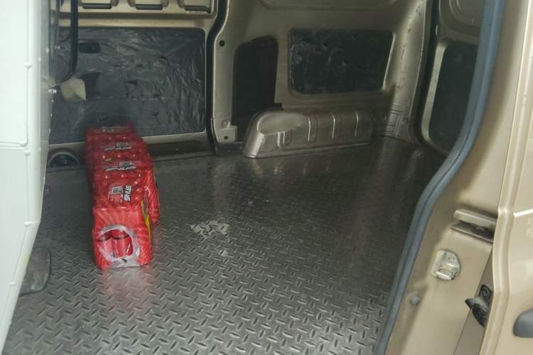 Used Wuling Hongguang V 2021 1.5L Jingqu Edition Enclosed-Window Vehicle LAR Left Rear Seat