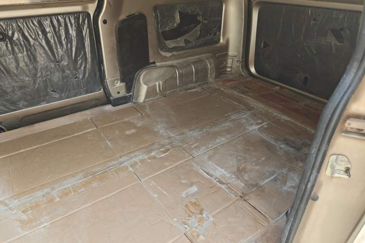 Used Wuling Hongguang V 2021 1.5L Jingqu Edition Enclosed-Window Vehicle LAR Left Rear Seat