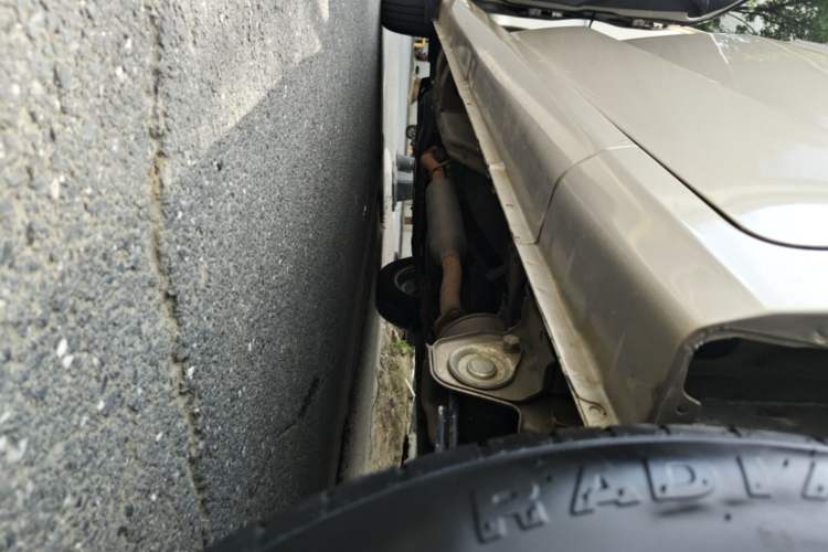 Used Wuling Hongguang V 2021 1.5L Refreshed Enjoyment Edition LAR Left Side Sill