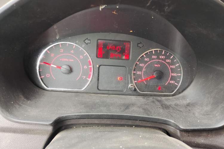 Used Wuling Hongguang V 2021 1.5L Jingqu Version LAR Odometer Close Up