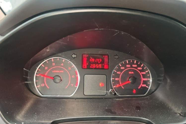 Used Wuling Hongguang V 2021 1.5L Jingqu Version LAR Odometer Close Up