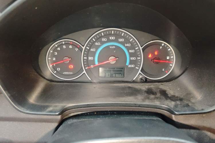 Used Wuling Hongguang V 2021 1.5L Enjoyment Edition LAR Odometer Close Up