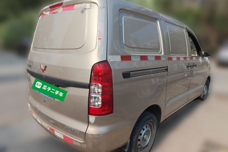 Used Wuling Hongguang V 2021 1.5L Jingqu Edition Enclosed-Window Vehicle LAR Rear Right 45 Deg